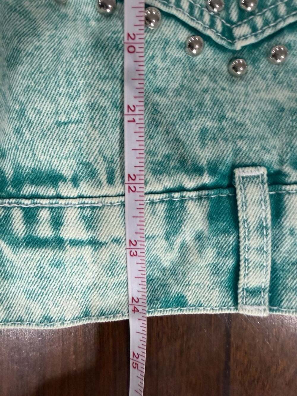 Davi & Dani Aqua Acid Wash Studded Denim Jacket Women’s M Western Y2K - Picture 6 of 7